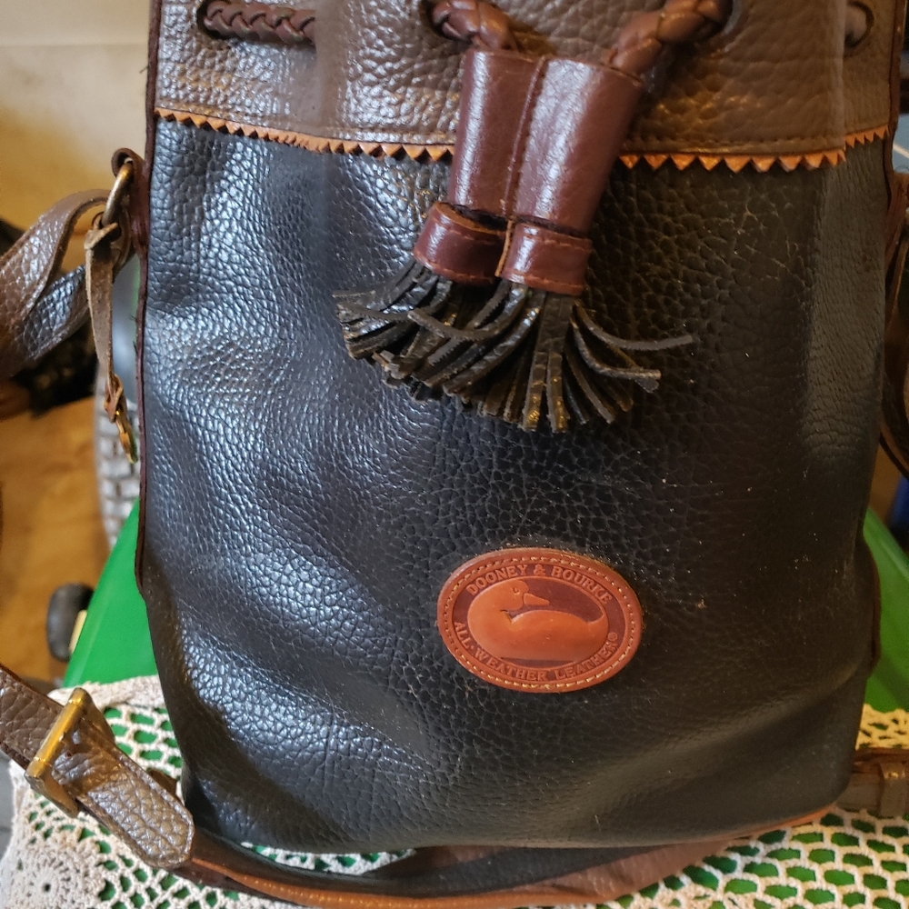 Dooney & Bourke Purse